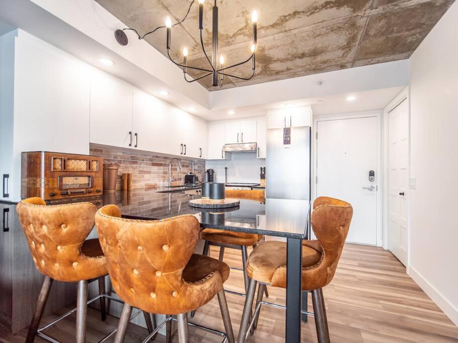 Le Rustique, Chic En Ville, Bbq/ Piscine Québec Zewnętrze zdjęcie